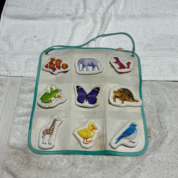 Lovevery The Realist Play Kit - 19-21 months - Picture 6 of 14